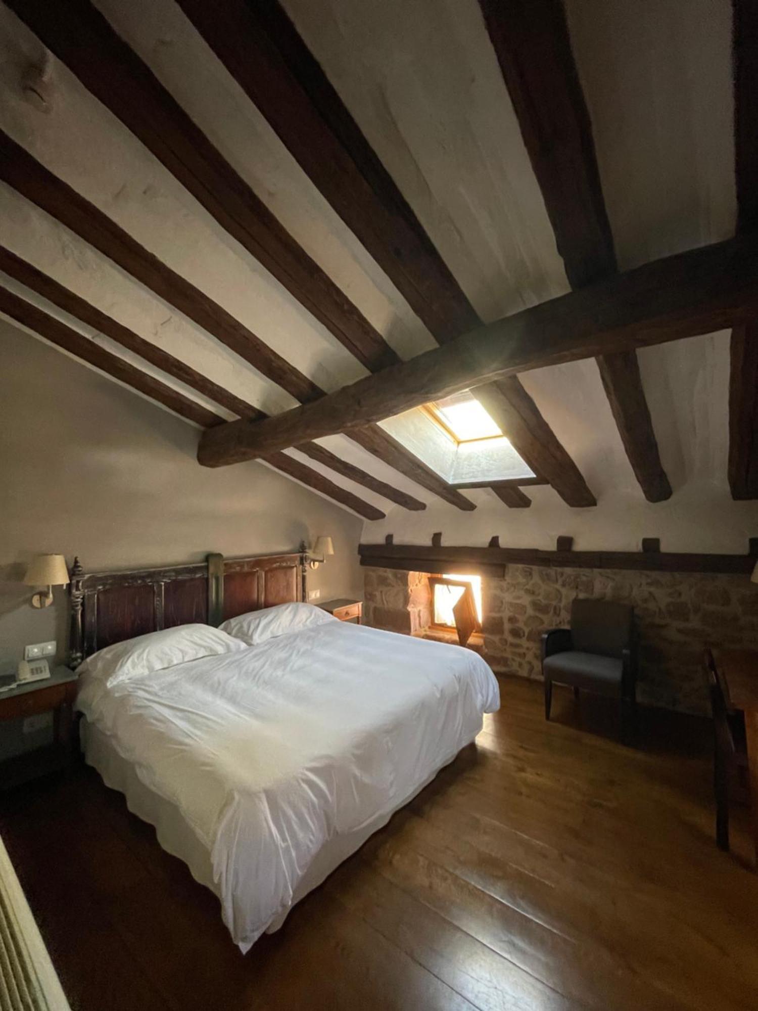 Hotel Rural Latorrien De Ane Mues Exteriör bild