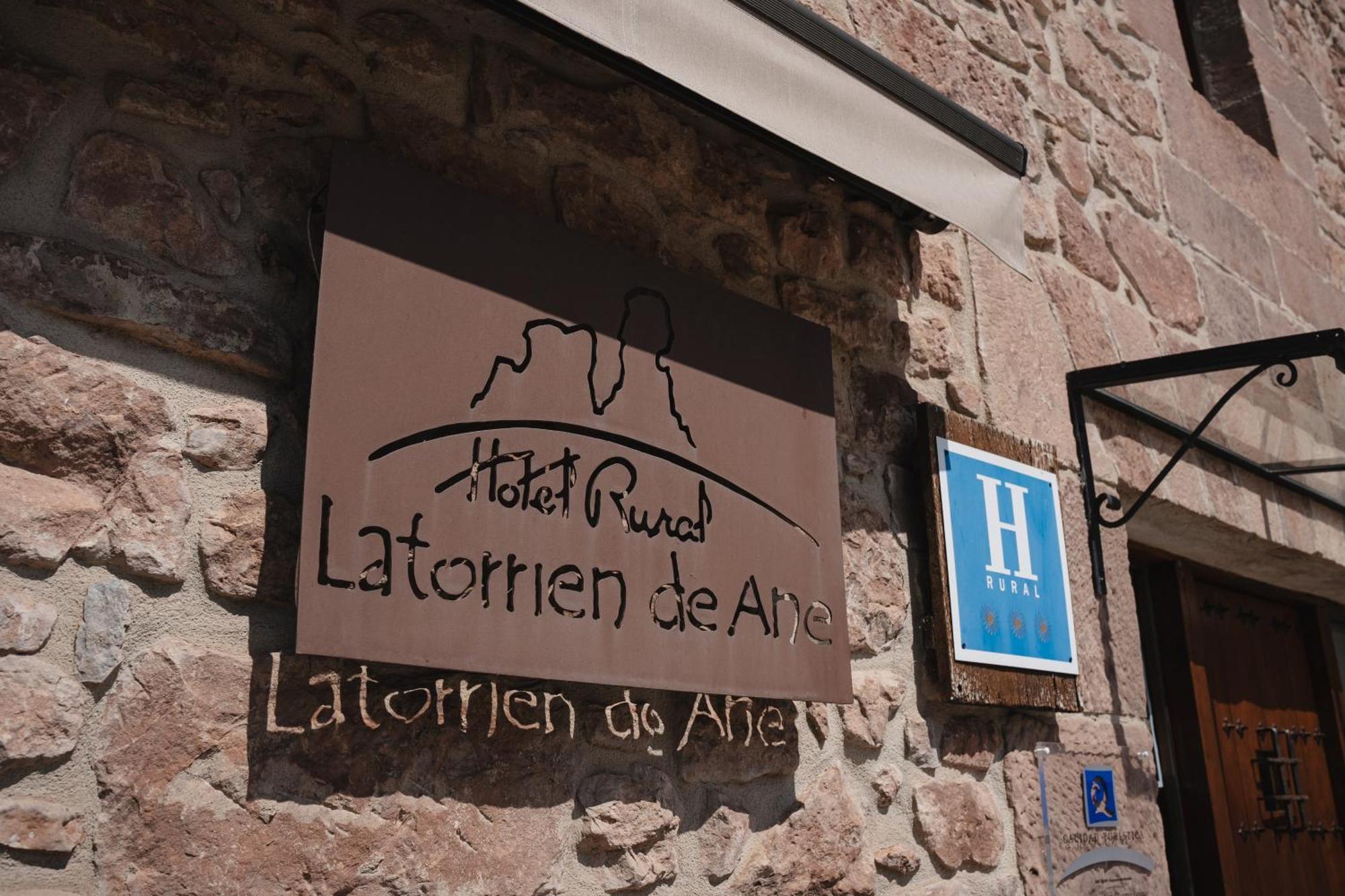 Hotel Rural Latorrien De Ane Mues Exteriör bild