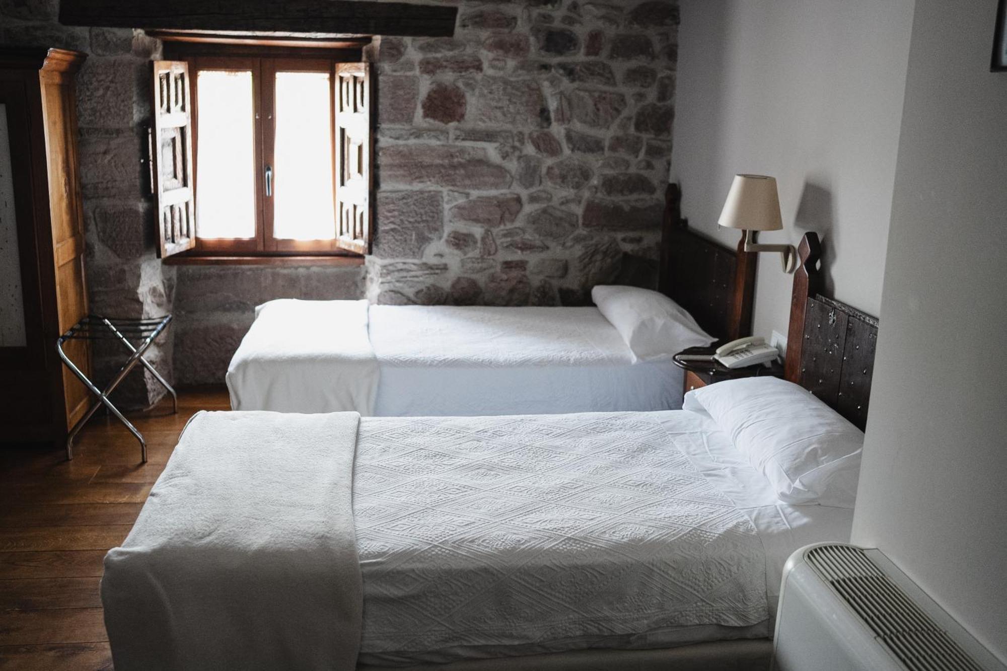 Hotel Rural Latorrien De Ane Mues Exteriör bild